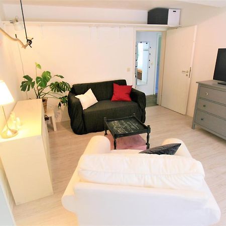 Zentrale Ferienwohnung „Treibholz“ Im Sonnenblumenhaus เฟลนส์บวร์ก ภายนอก รูปภาพ